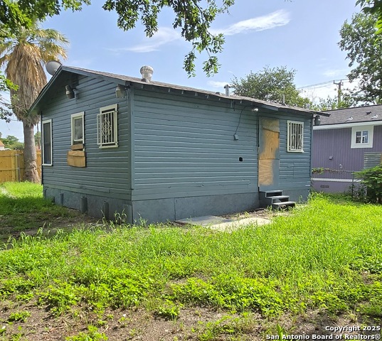 Listing photo id 8 for 3017 Colima