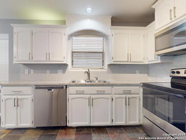 Image 6 of 36 For 15007 Miss Ellie Dr