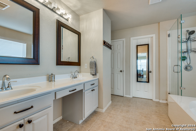 Listing photo id 19 for 200 Amber Ash