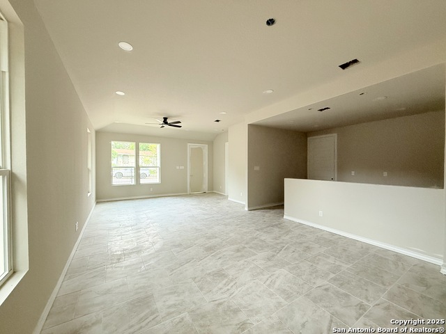 Image 4 of 27 For 419 San Ignacio Ave N