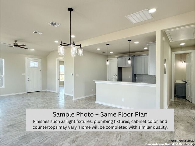 Image 5 of 27 For 419 San Ignacio Ave N
