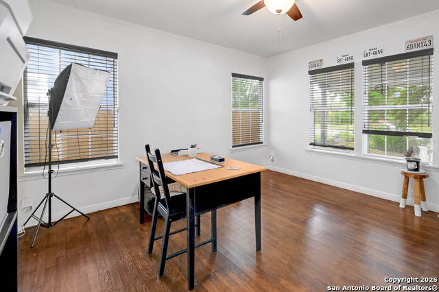 Image 20 of 32 For 2231 Woodlawn W