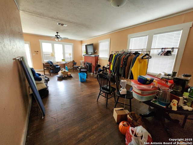 Image 31 of 54 For 622 Cedar E