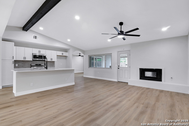 Image 10 of 43 For 5807 Sun Ridge