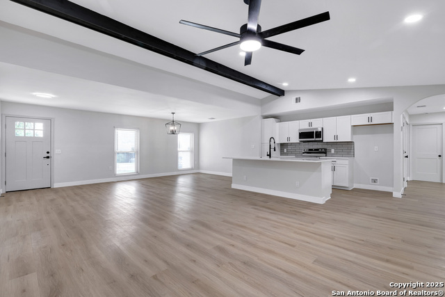 Image 11 of 43 For 5807 Sun Ridge