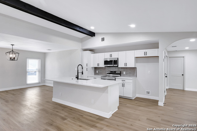 Image 13 of 43 For 5807 Sun Ridge