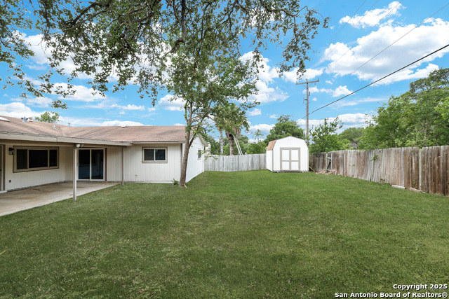 Image 39 of 43 For 5807 Sun Ridge