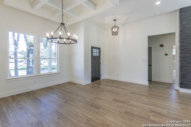 Image 11 of 28 For 645 Jonquil Dr