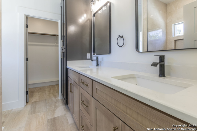 Image 15 of 28 For 645 Jonquil Dr