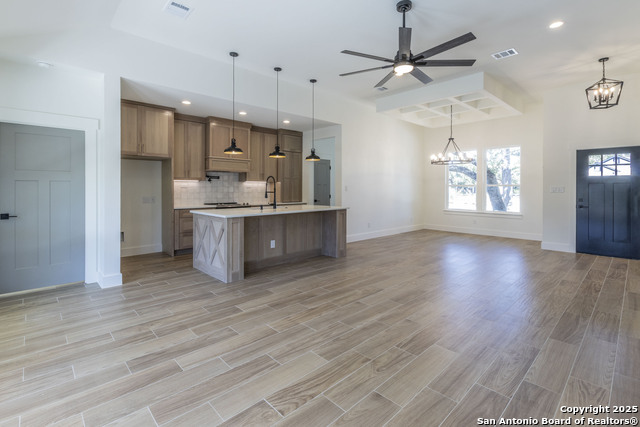 Image 8 of 28 For 645 Jonquil Dr