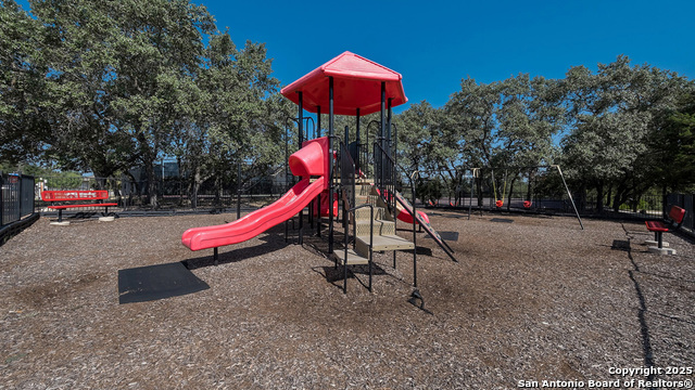 Image 76 of 89 For 225 Pigeon Green