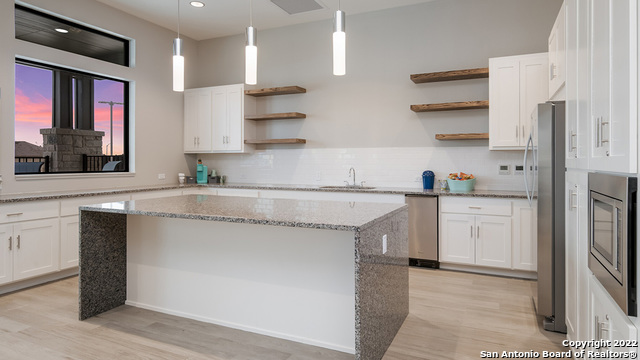 Listing photo id 34 for 14818 Pearl Flats