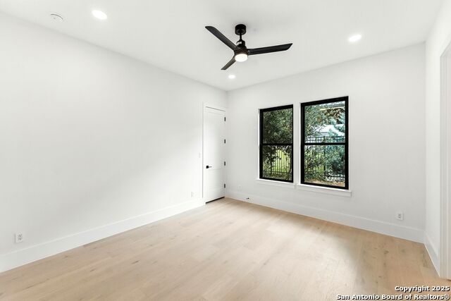 Listing photo id 21 for 10302 Kendall Canyon