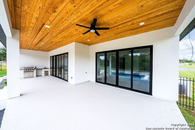 Listing photo id 26 for 10302 Kendall Canyon