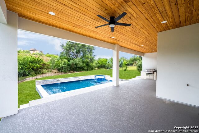 Listing photo id 27 for 10302 Kendall Canyon