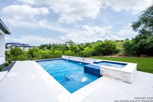 Listing photo id 29 for 10302 Kendall Canyon
