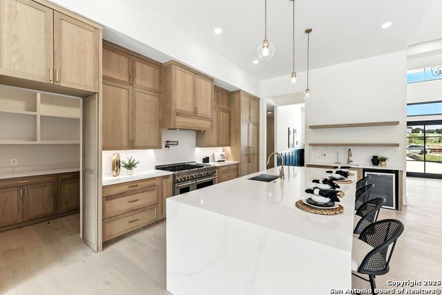 Listing photo id 6 for 10302 Kendall Canyon