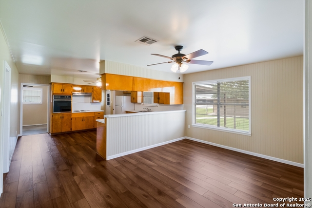 Image 9 of 35 For 403 Meyer E