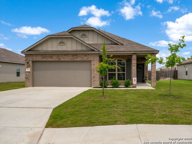 Details for 754 Farmers Dell, New Braunfels, TX 78130