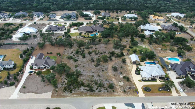 Image 2 of 9 For 520 Copper Crest