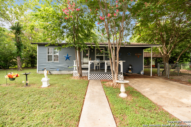 Details for 1024 Juarez  , Seguin, TX 78155