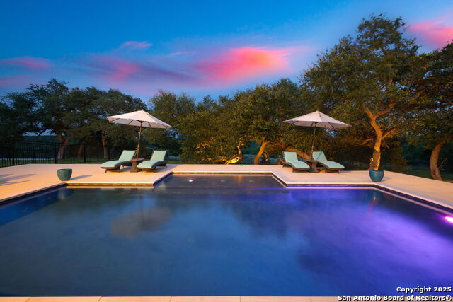 Listing photo id 102 for 1534 Circolare