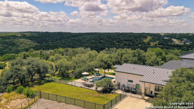 Listing photo id 107 for 1534 Circolare