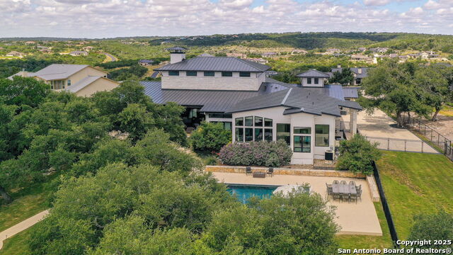 Listing photo id 108 for 1534 Circolare