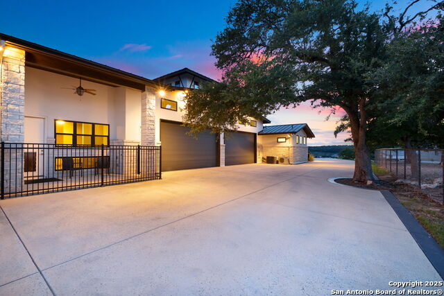Listing photo id 14 for 1534 Circolare
