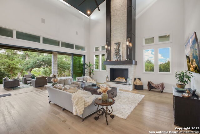 Listing photo id 22 for 1534 Circolare