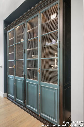 Listing photo id 36 for 1534 Circolare