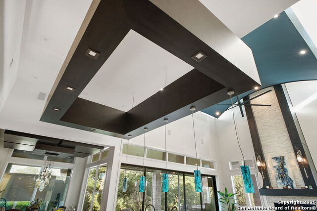 Listing photo id 37 for 1534 Circolare