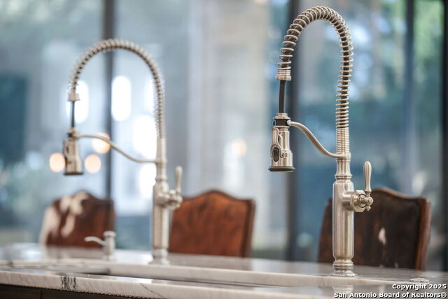 Listing photo id 42 for 1534 Circolare