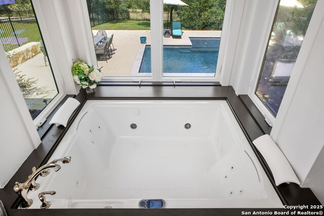 Listing photo id 55 for 1534 Circolare
