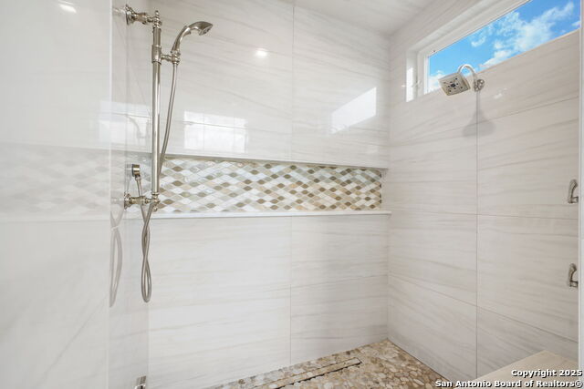 Listing photo id 56 for 1534 Circolare