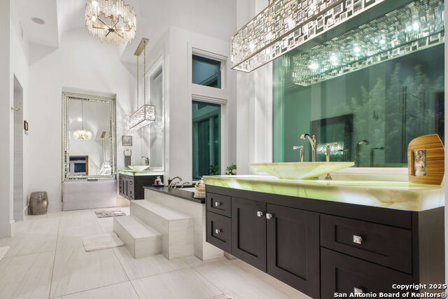 Listing photo id 62 for 1534 Circolare