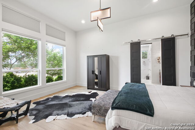 Listing photo id 65 for 1534 Circolare