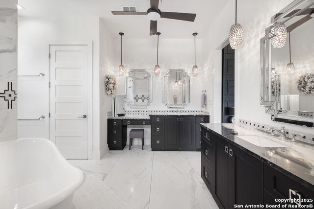 Listing photo id 67 for 1534 Circolare