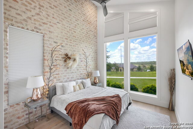 Listing photo id 73 for 1534 Circolare