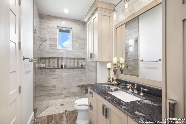 Listing photo id 74 for 1534 Circolare