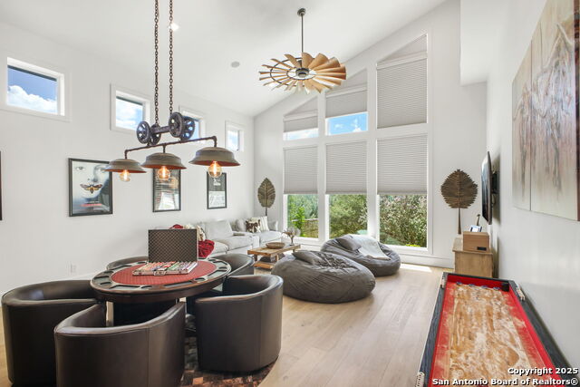 Listing photo id 79 for 1534 Circolare