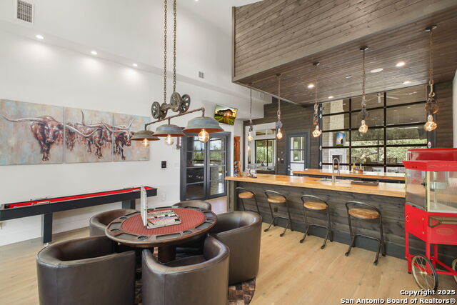 Listing photo id 81 for 1534 Circolare