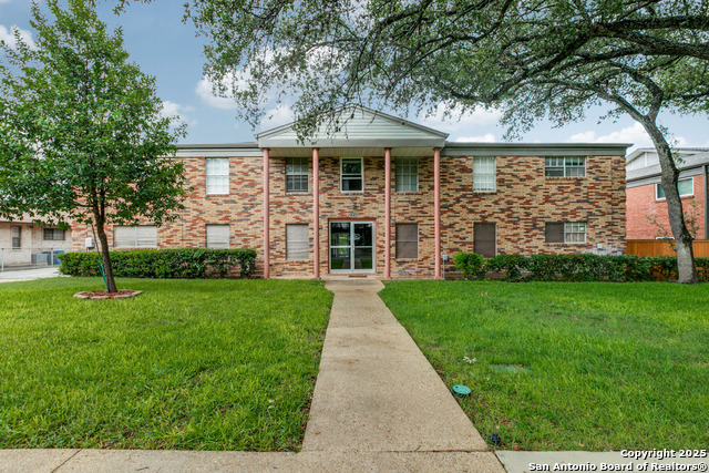 Details for 235 W Silver Sands Dr  6, San Antonio, TX 78216