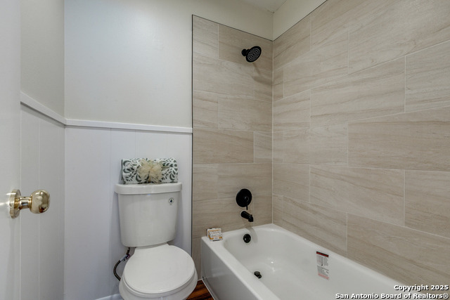 Image 16 of 25 For 235 W Silver Sands Dr  6