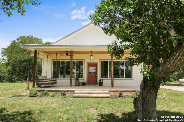 Details for 6160 Fm 2538, Marion, TX 78124