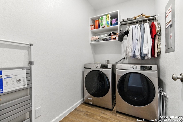 Listing photo id 17 for 14306 Hondo Knot