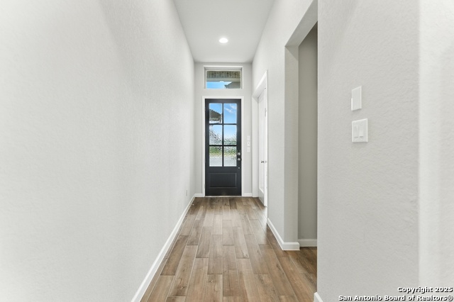 Listing photo id 3 for 14306 Hondo Knot