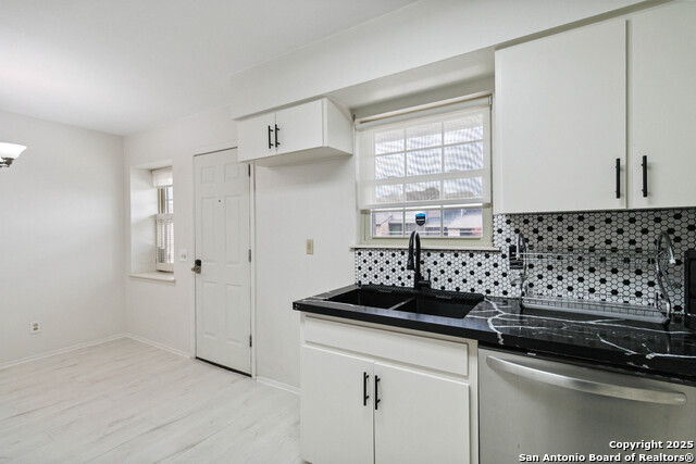 Image 12 of 26 For 7500 Callaghan  Apt 1