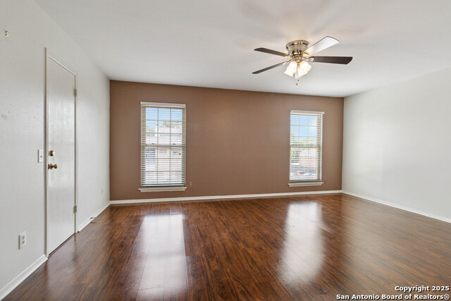 Image 14 of 26 For 7500 Callaghan  Apt 1