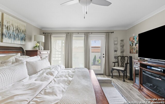 Listing photo id 13 for 4270 Ocean Drive 11